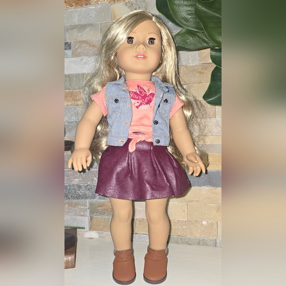 American Girl Retired Tenney Grant with Carrying Travel Case - Picture 2 of 12